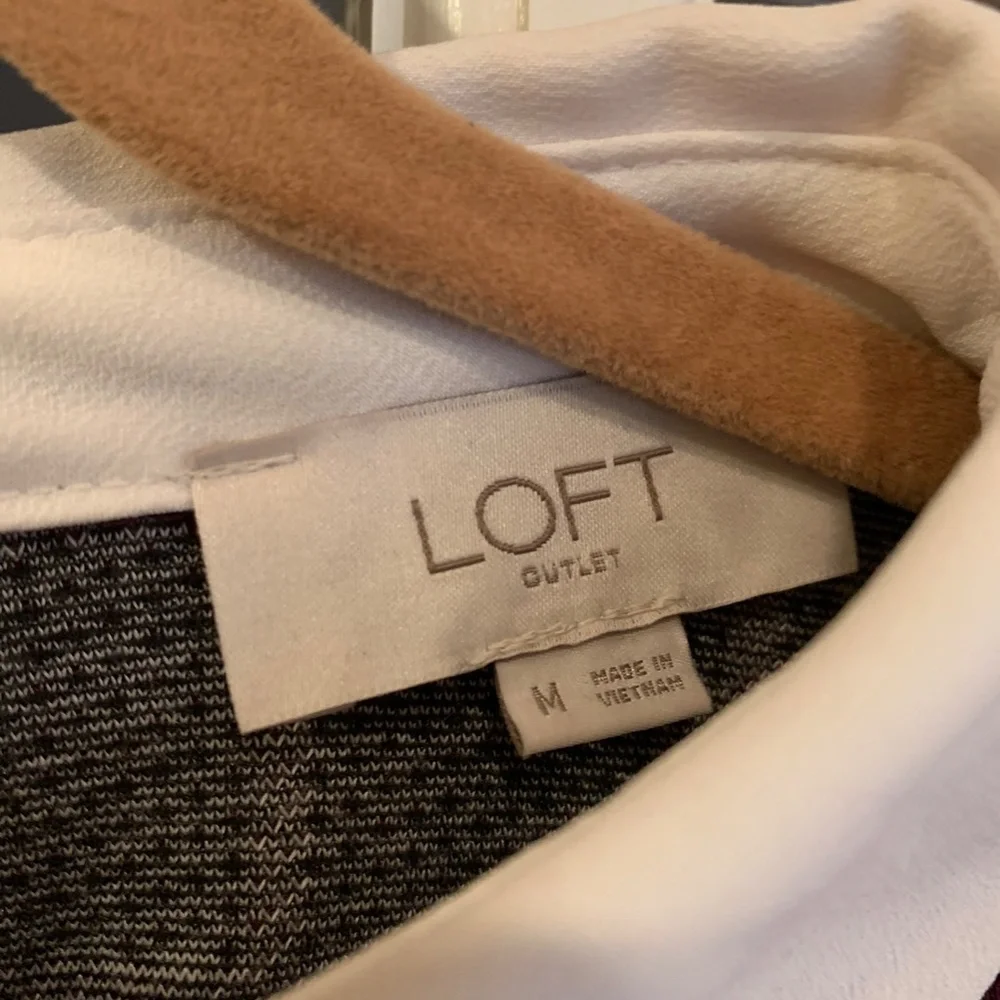 Loft Outlet - Picture 4 of 4
